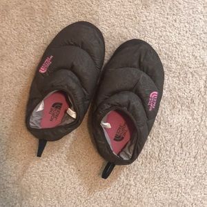 NorthFace Women’s Down Slippers